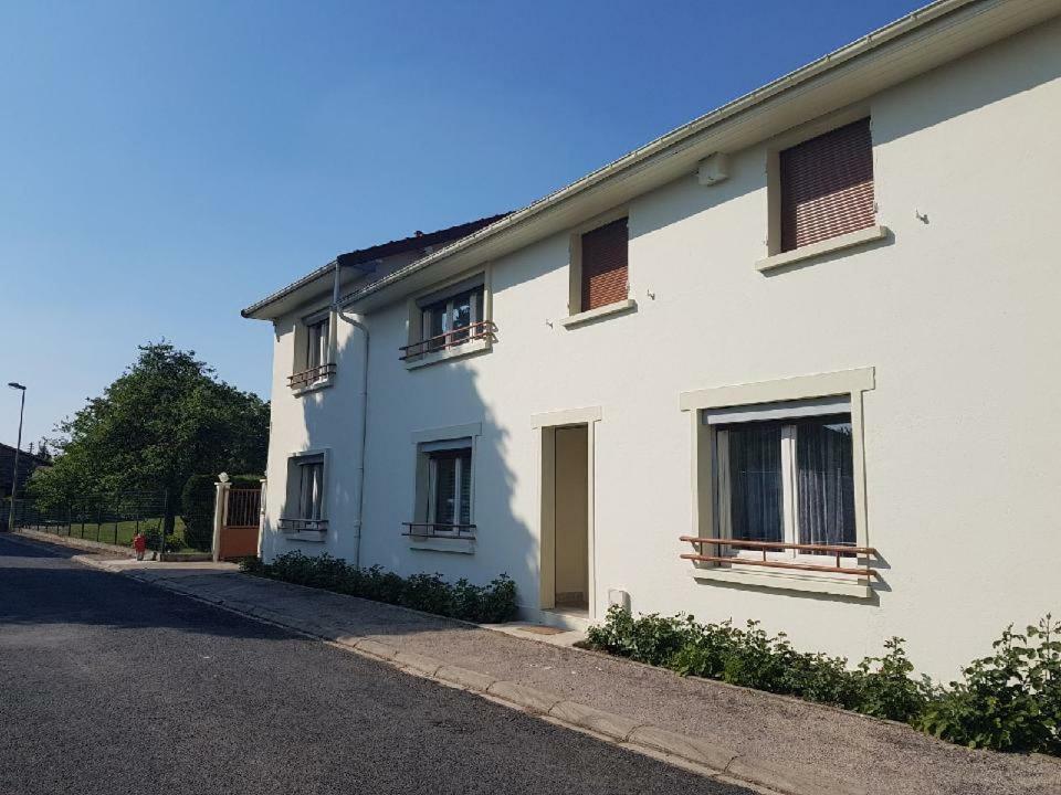 Chez Cadet Vila Larzicourt Exterior foto